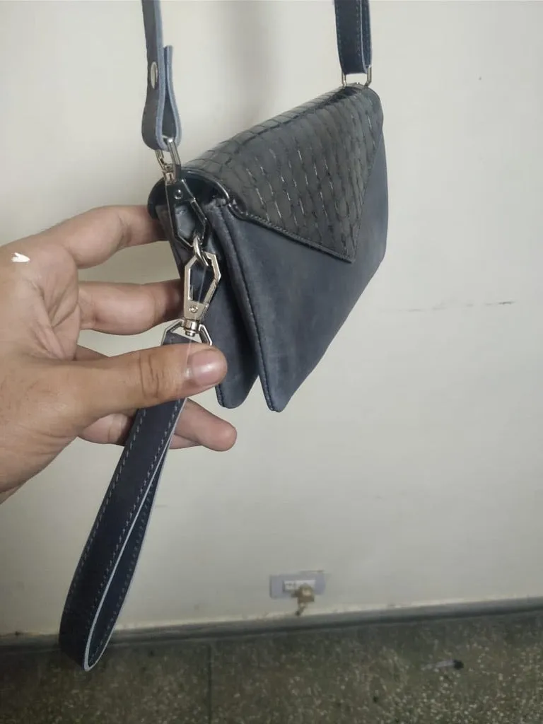 Signature Crossbody - Grey/Grey Croc