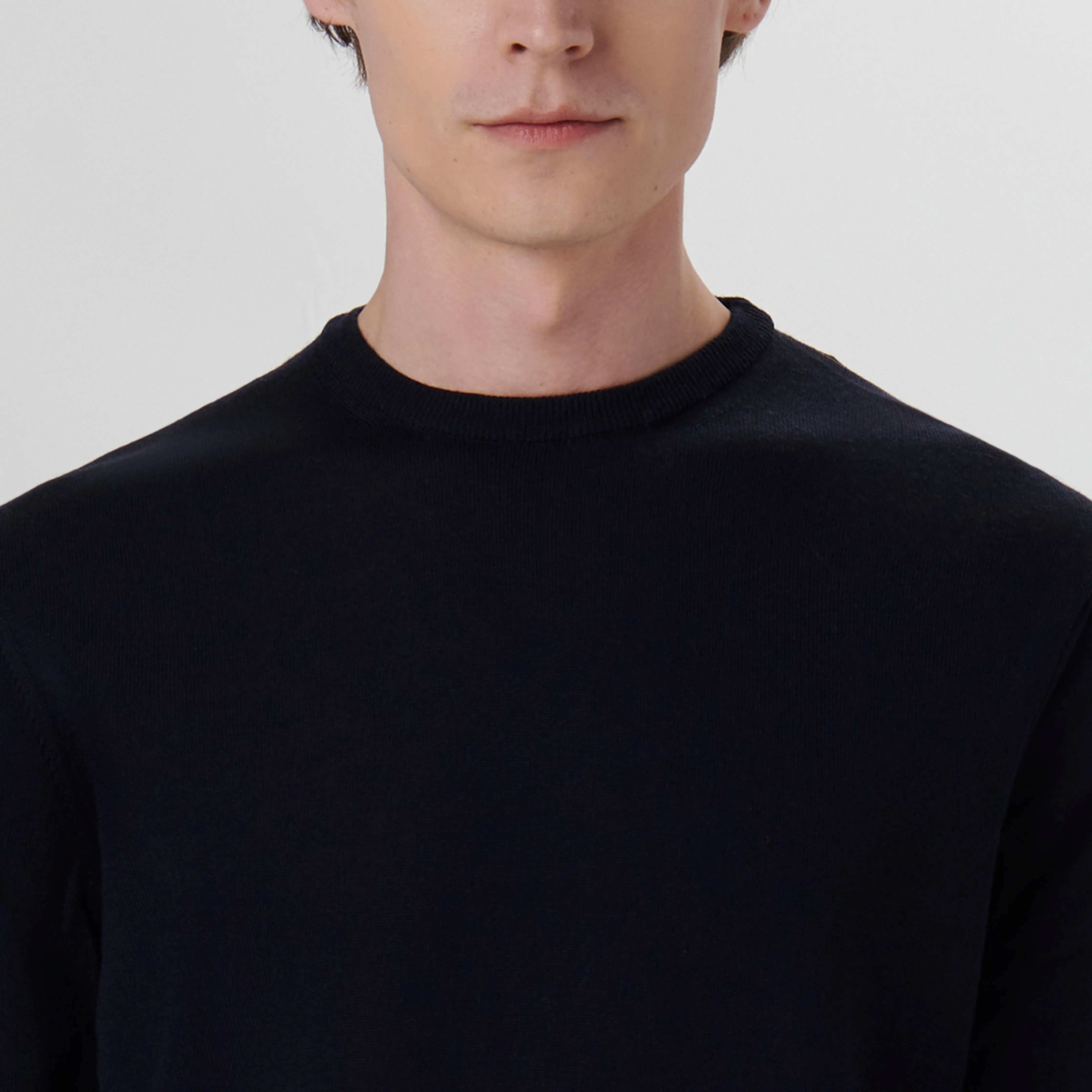 Super Merino Solid Crew Neck Sweater