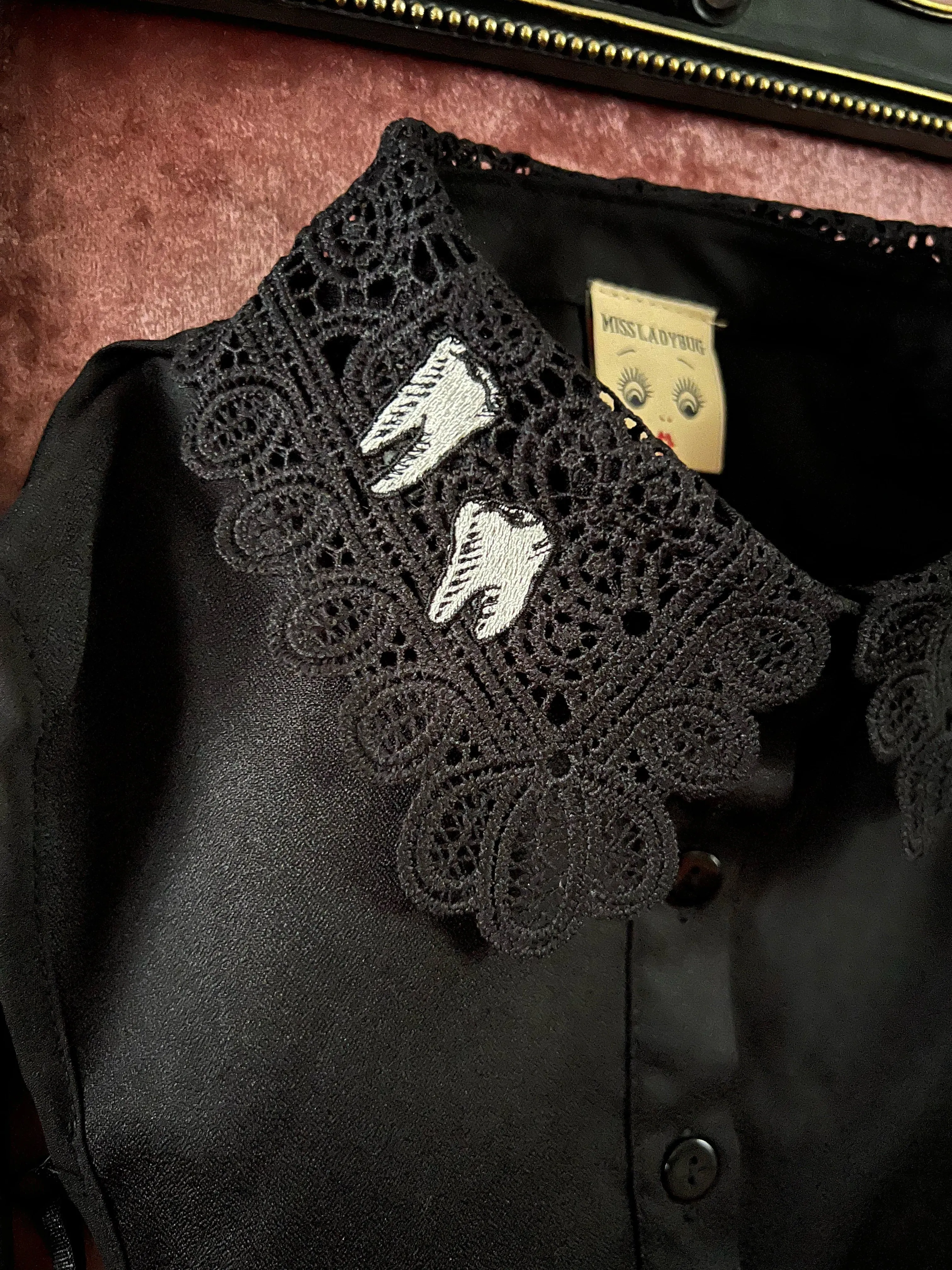TEETH DETACHABLE COLLAR *BLACK
