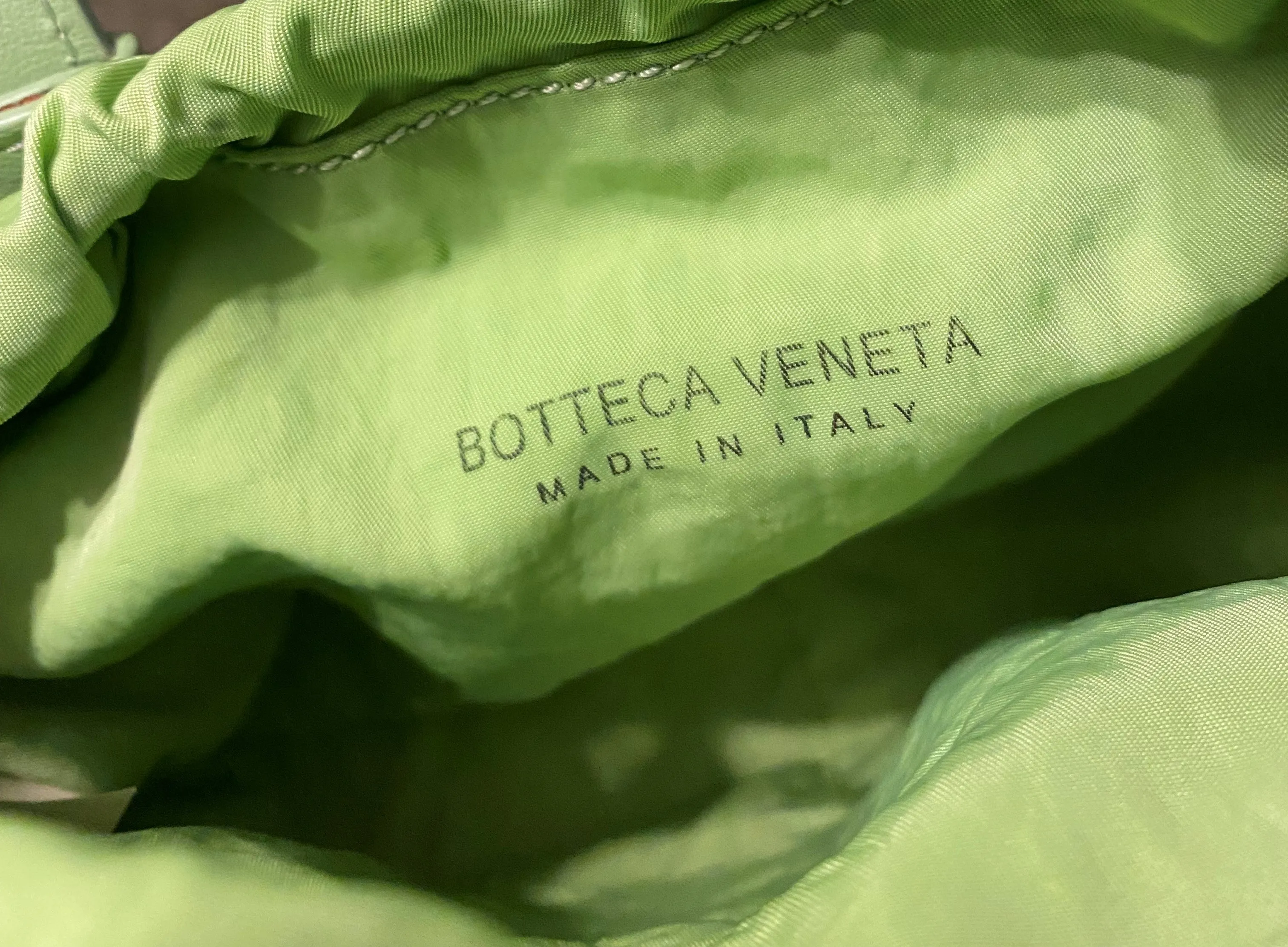 The Shell Bag in Green