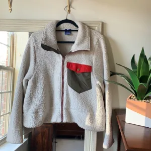 URBAN OUTFITTERS without walls ivory fleece Sherpa jacket (large) ✨