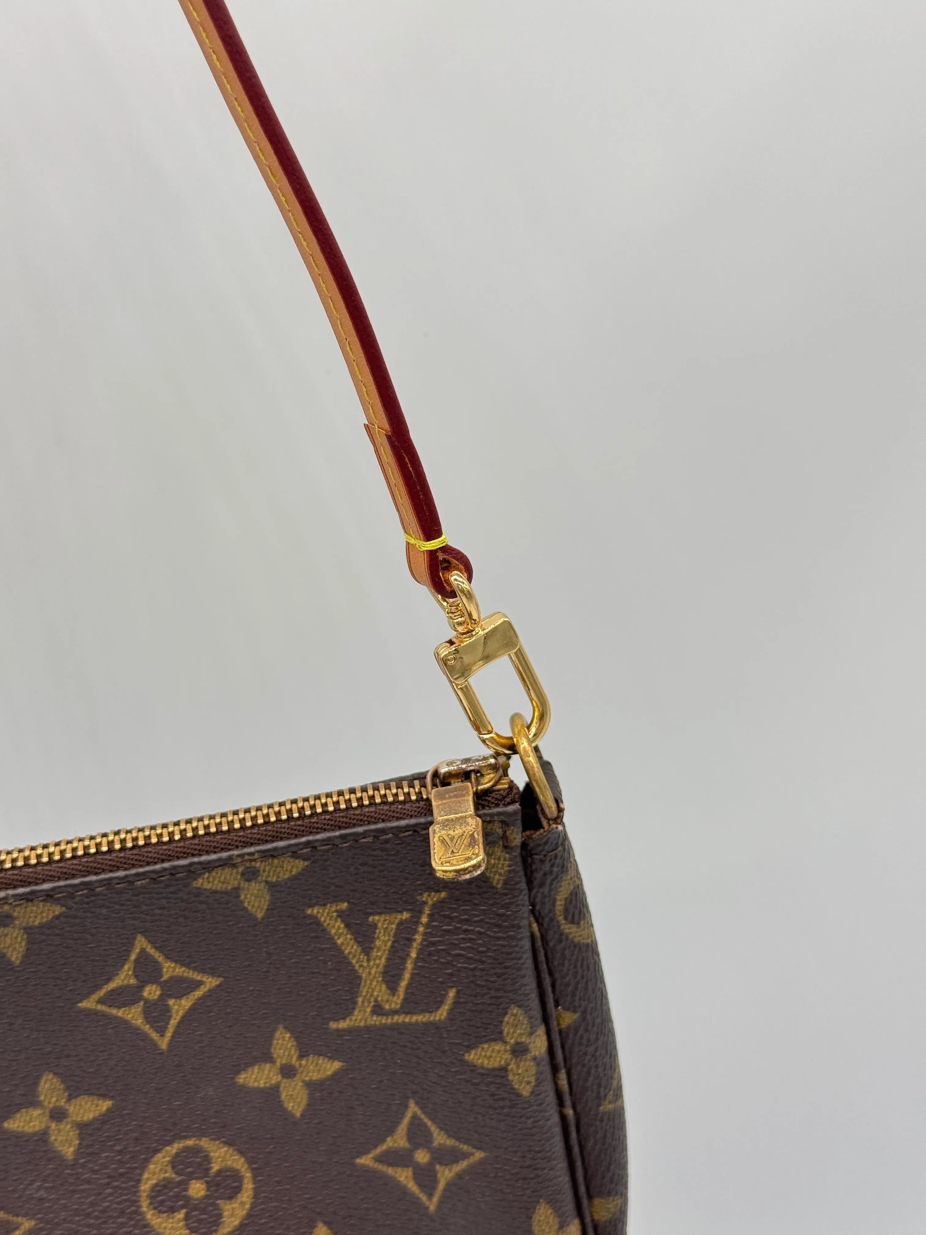 Vachetta shoulderstrap for Pochette Accessoires