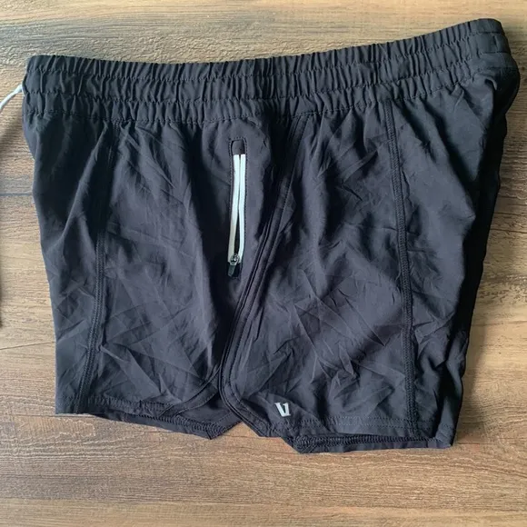 Vuori Clementine short size L
