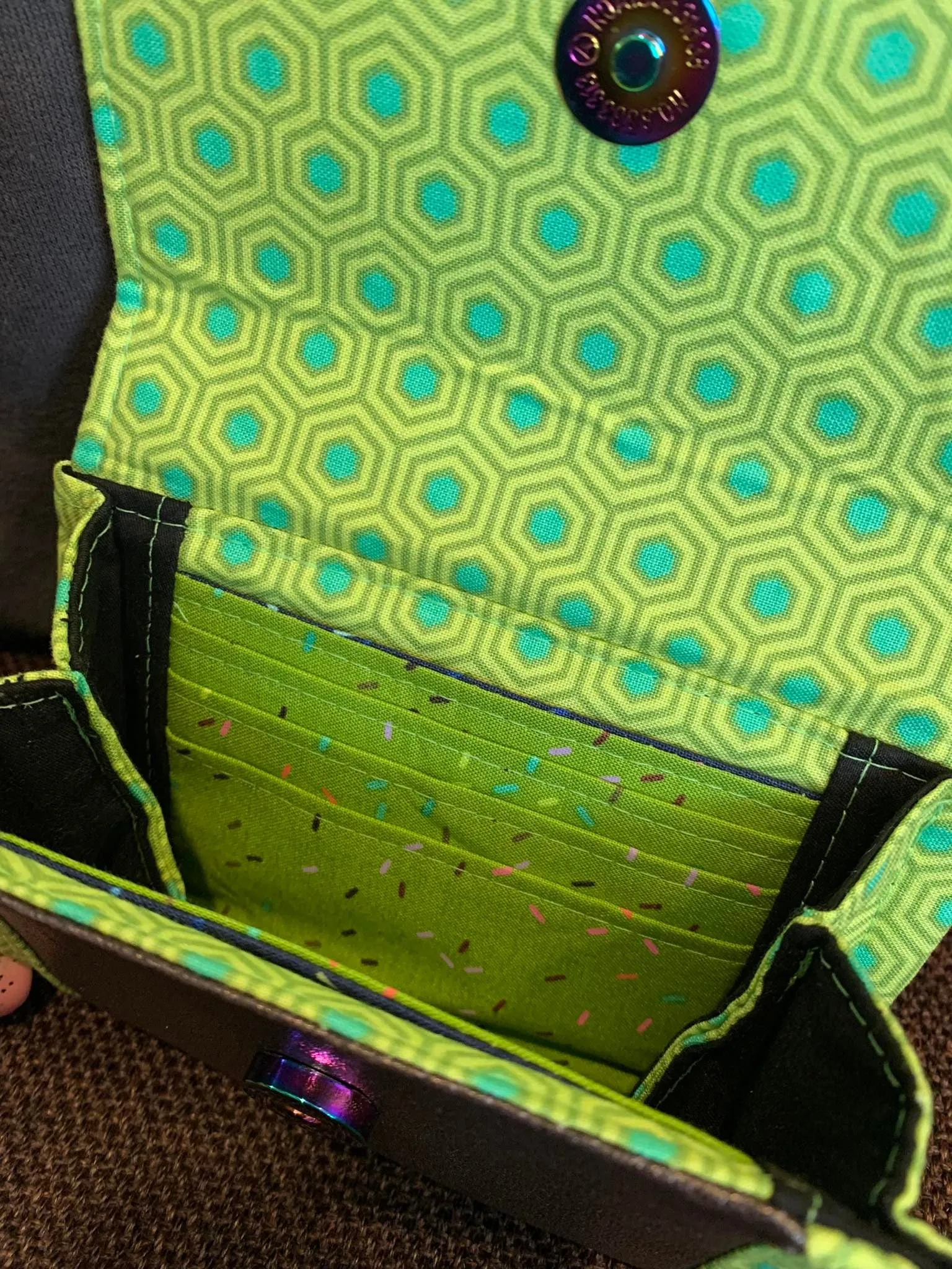 Wallets - 8 slot