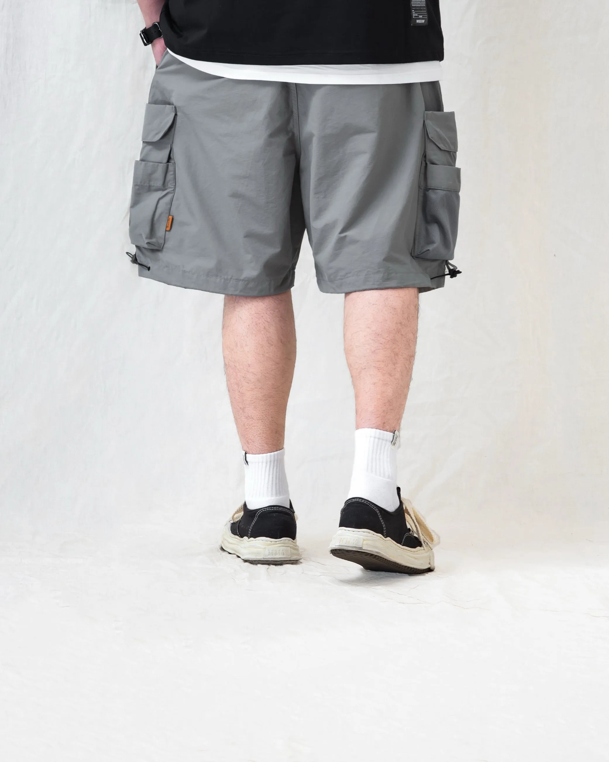 WATER-REPELLENT FUNCTIONAL CARGO SHORTS