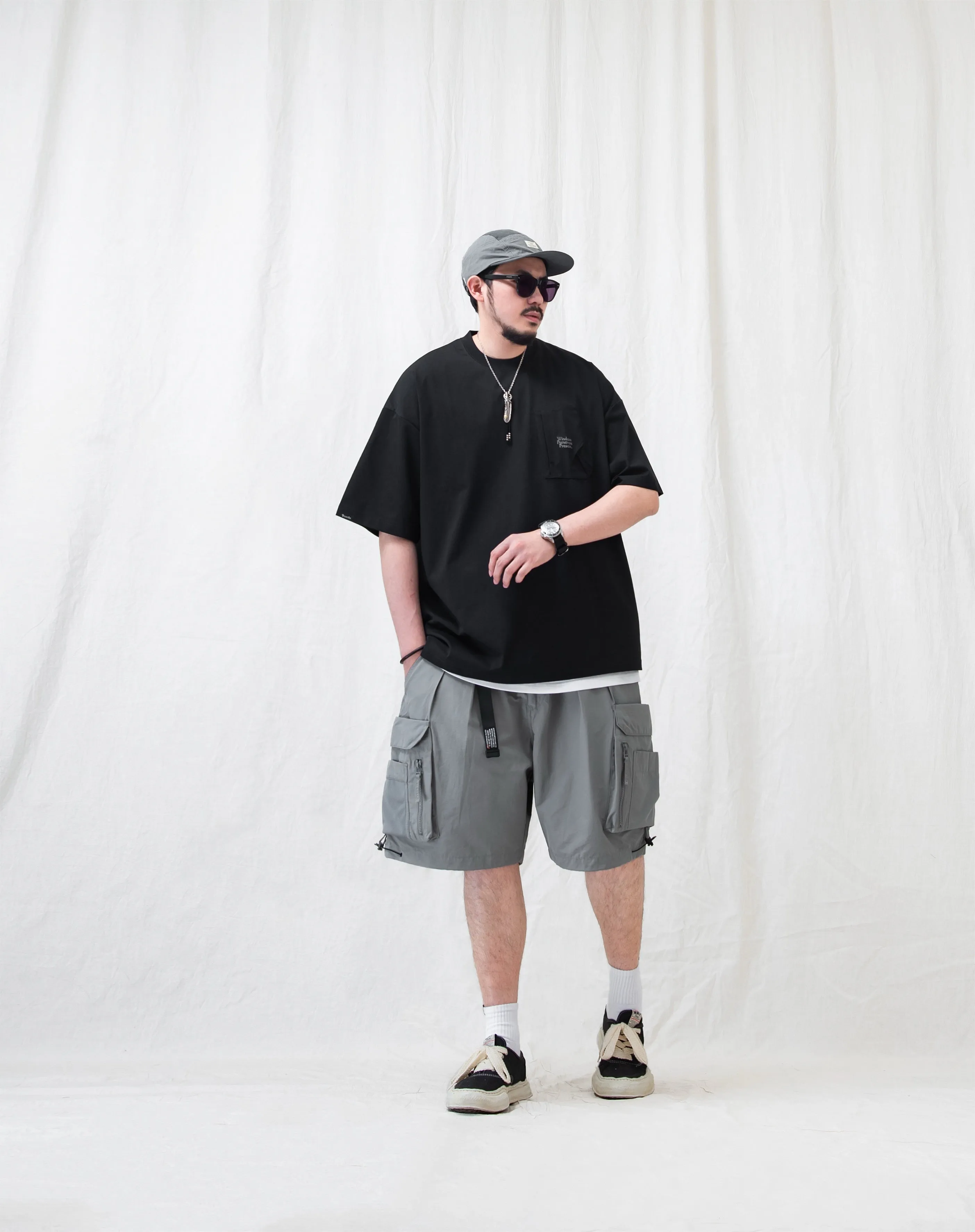 WATER-REPELLENT FUNCTIONAL CARGO SHORTS