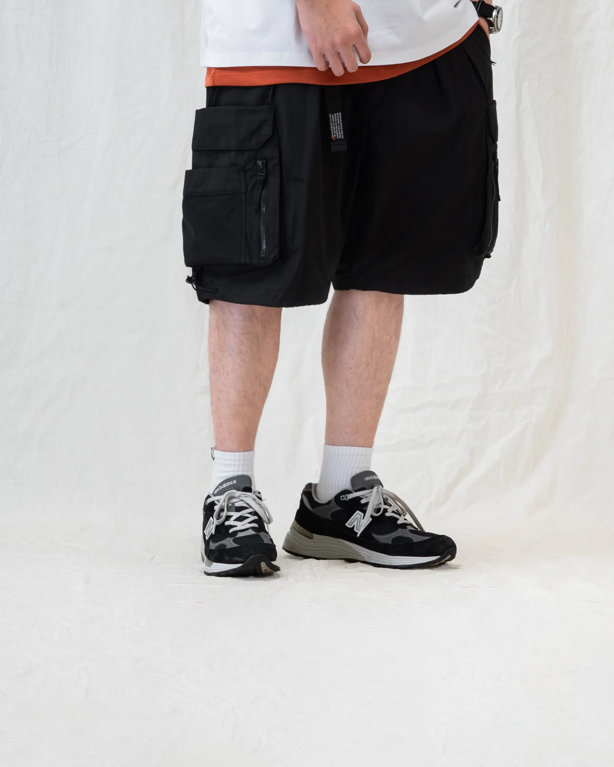 WATER-REPELLENT FUNCTIONAL CARGO SHORTS