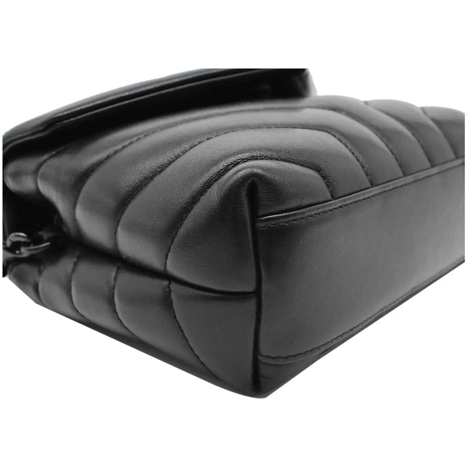 YVES SAINT LAURENT Loulou Toy Matelasse Leather Crossbody Bag Black