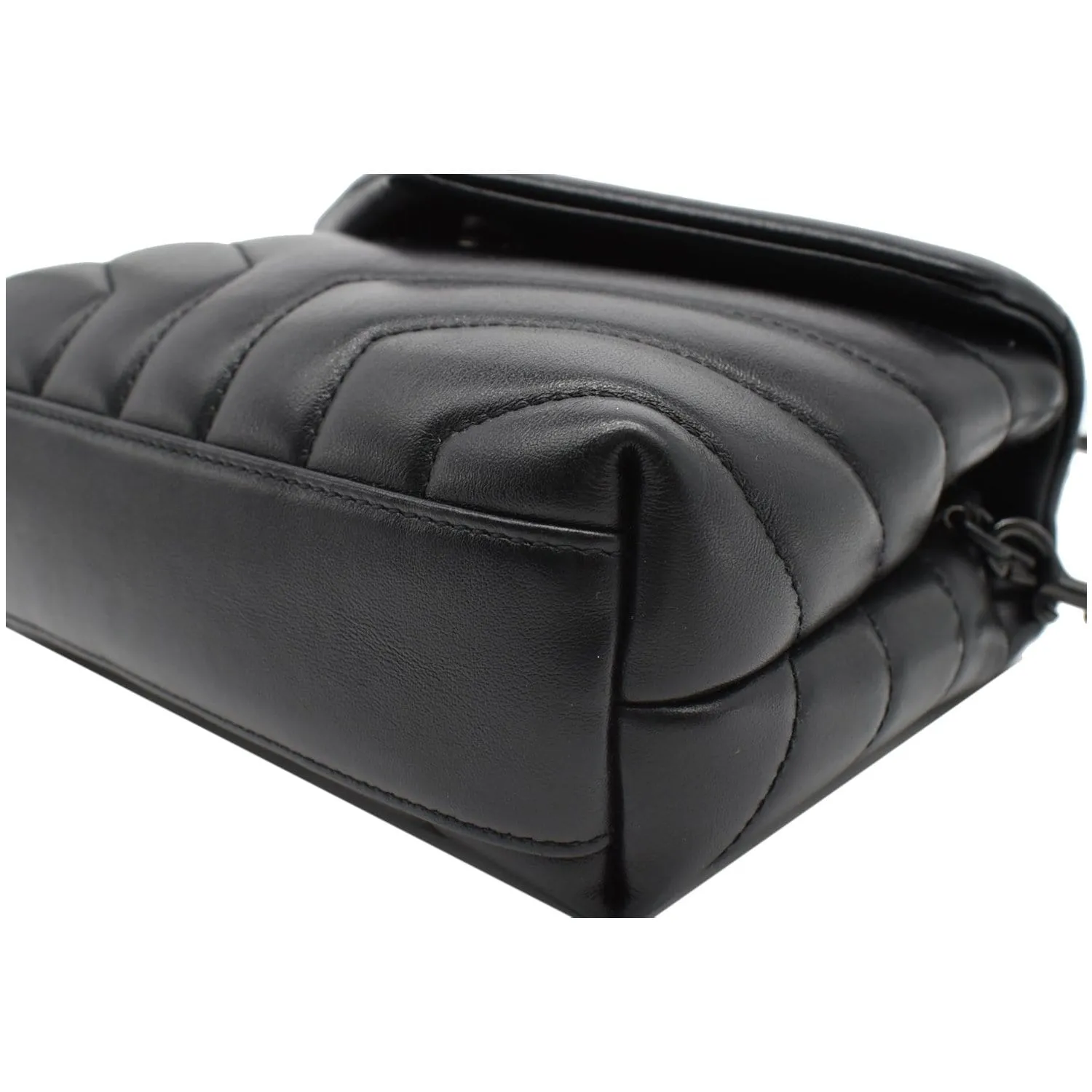 YVES SAINT LAURENT Loulou Toy Matelasse Leather Crossbody Bag Black